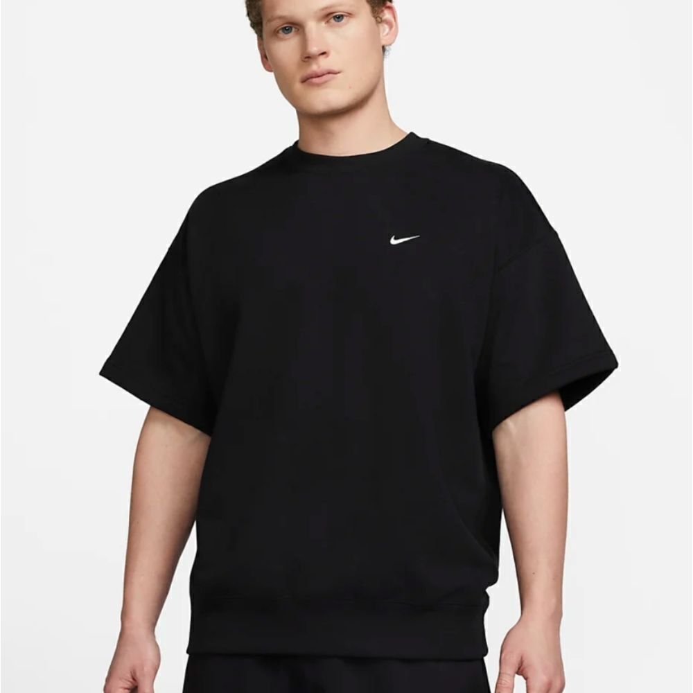 Nike Solo Swoosh